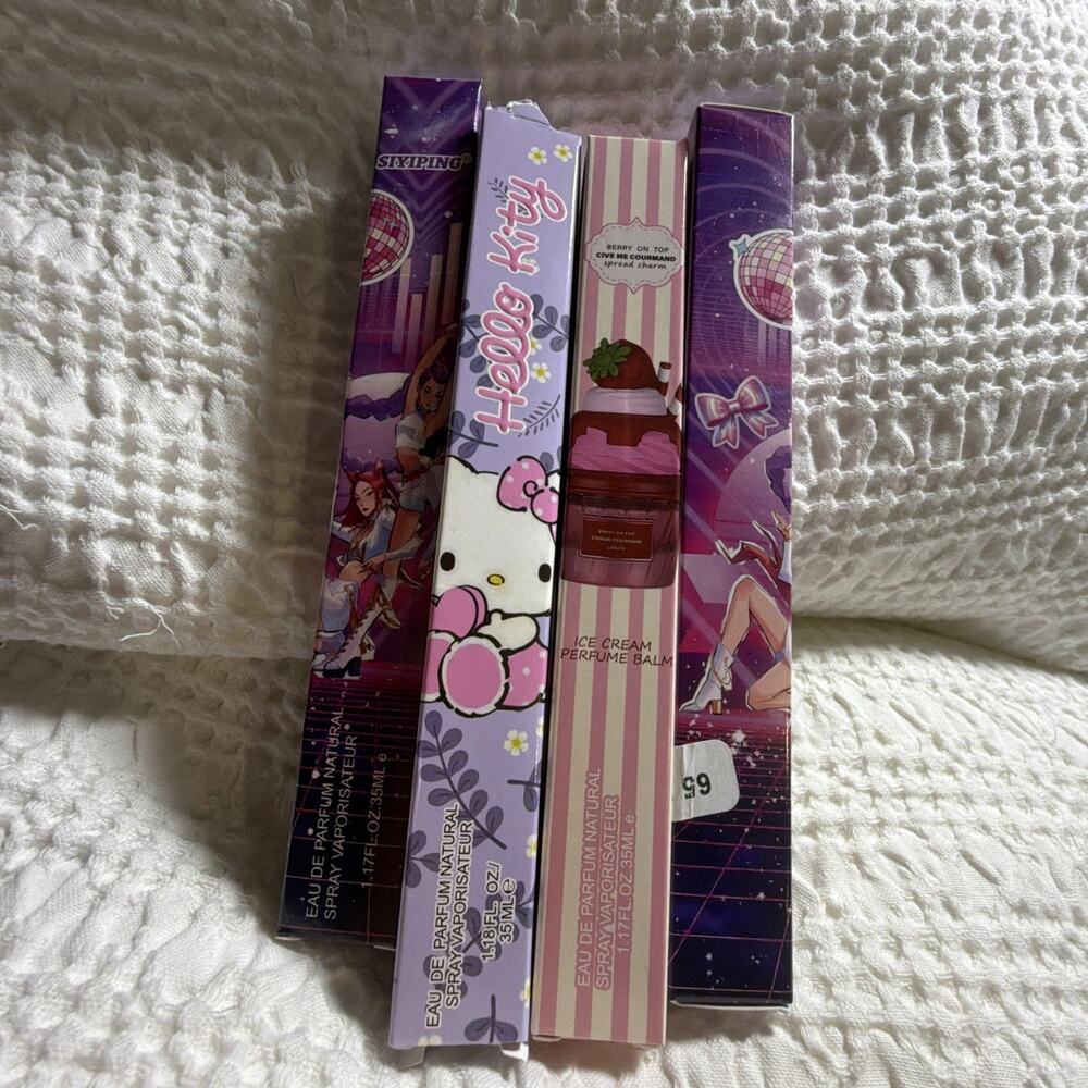 Hello Kitty 1.18 Oz Siyiping 1.17 Oz And 1.17 Oz Lataffa Berry On Top